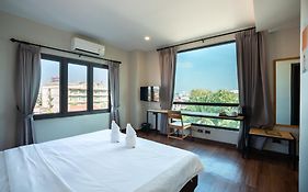 Siri Hotel
