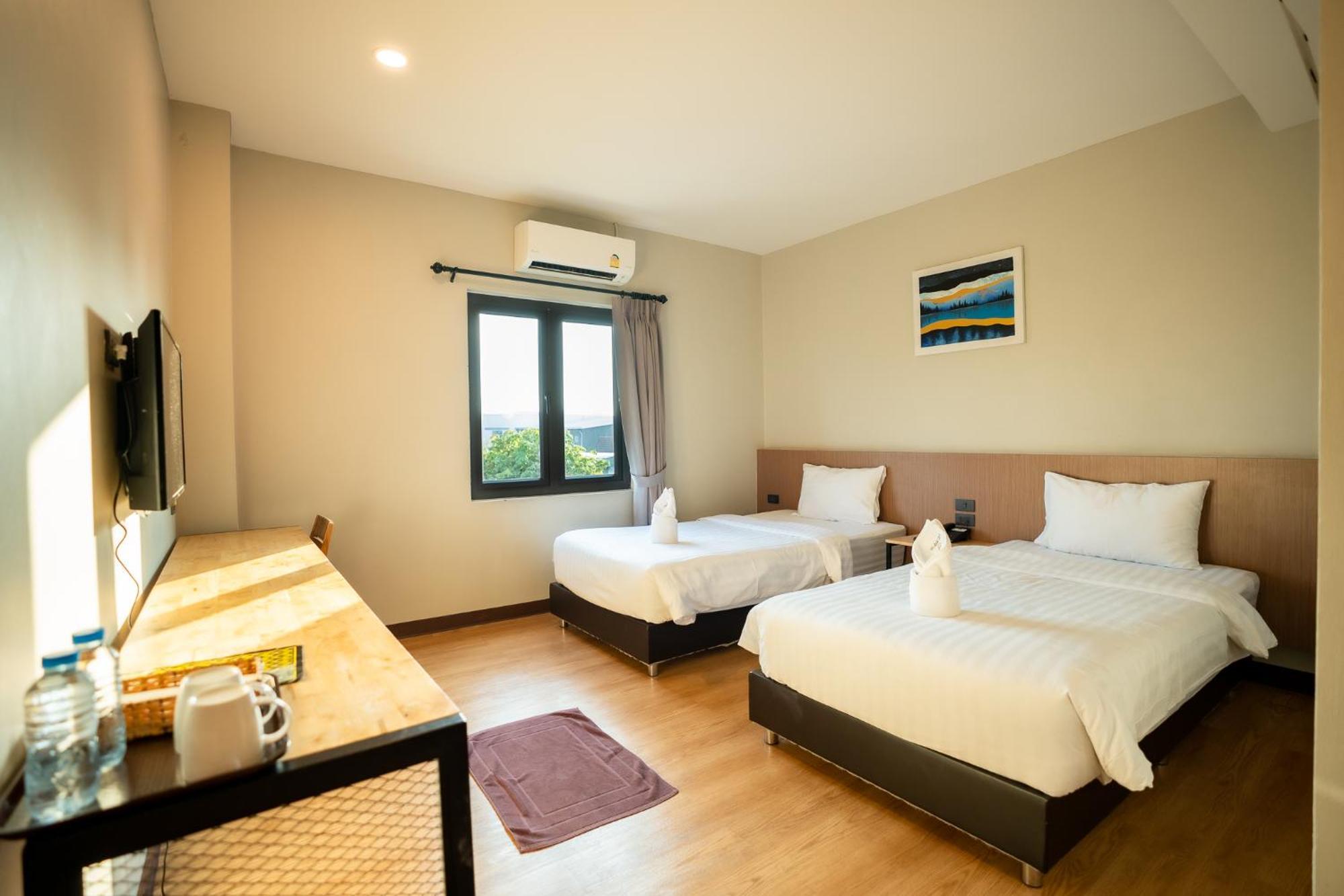 Siri Hotel Vientiane Extérieur photo